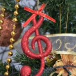 Read more about the article Christmas songs: Hula-Hoops & hippopotamuses