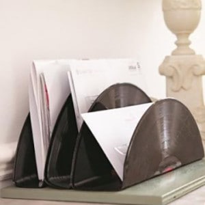 Record-letter-holder-for-article-medium