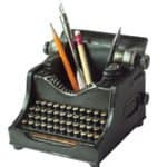 Read more about the article Typewriter themed Pencil Cups